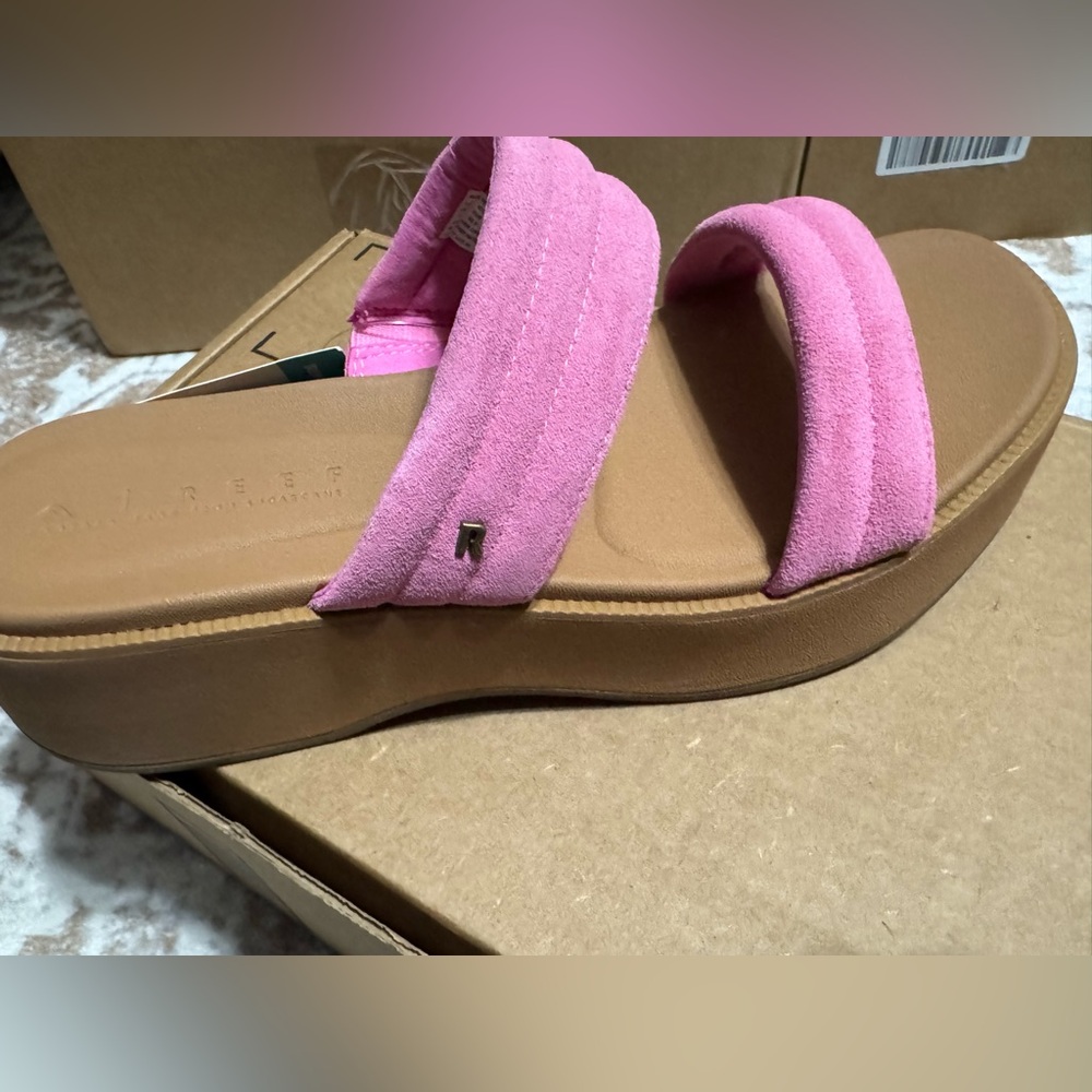 Reef Pink Lofty Lux Hi Sandals